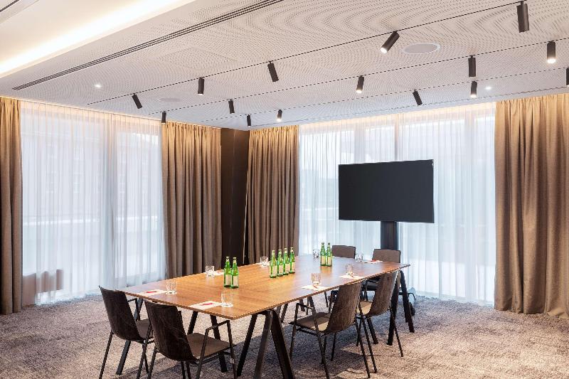 Konferenssit
