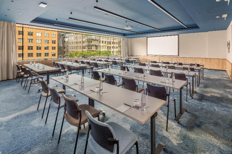 Konferenssit