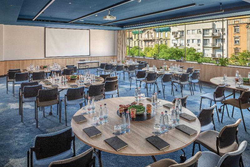 Konferenssit