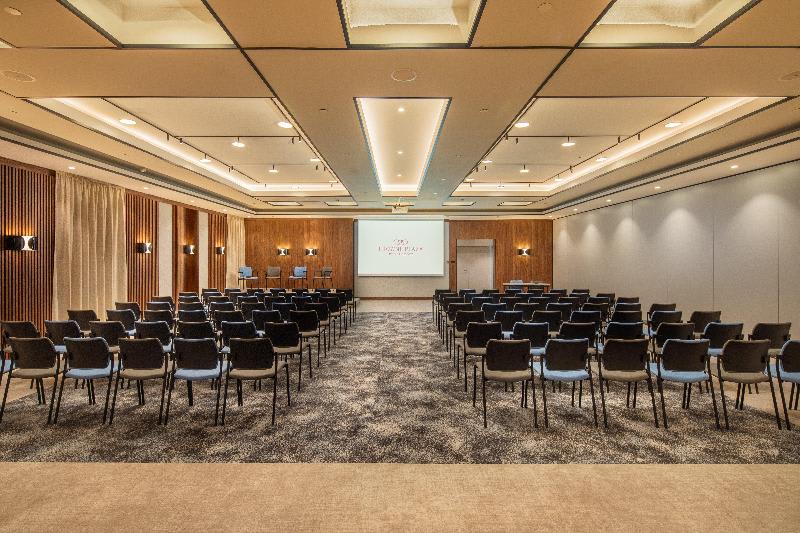 Konferenssit