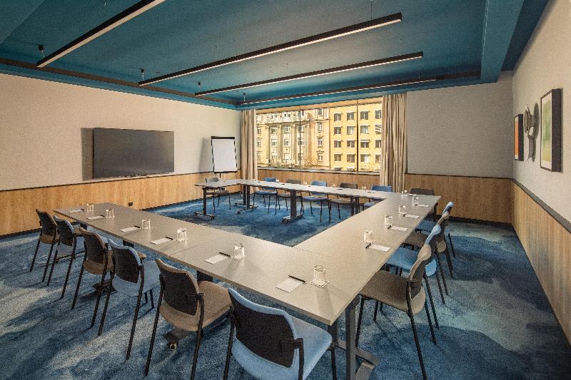 Konferenssit