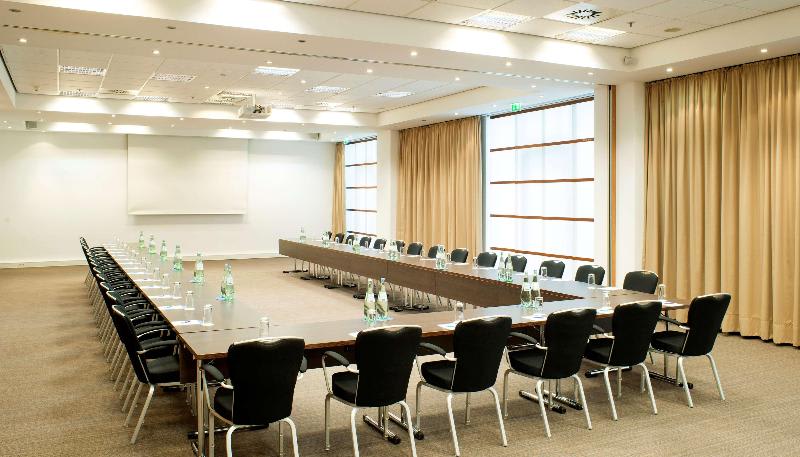 Konferenssit