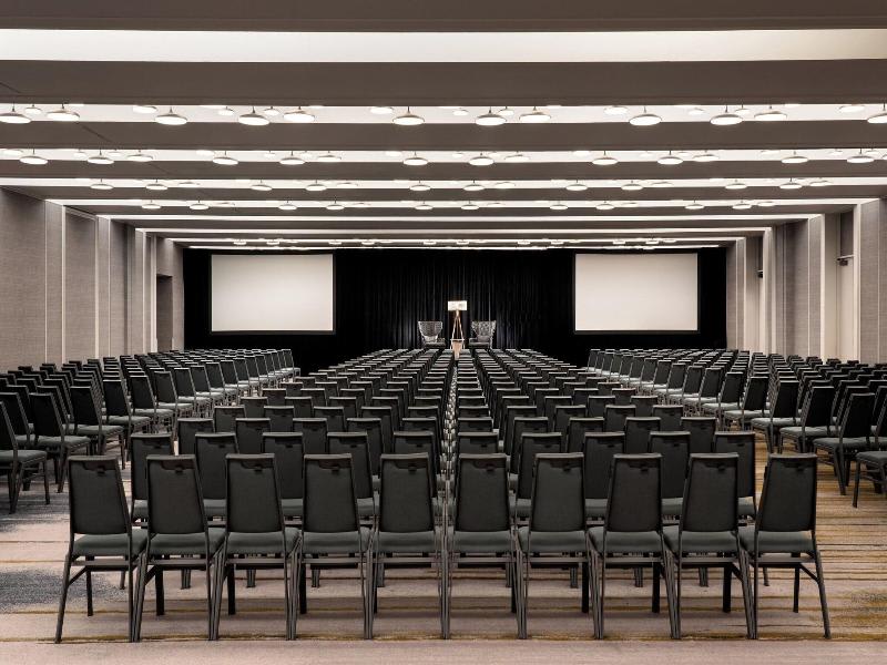 Konferenssit