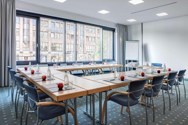 Konferenssit