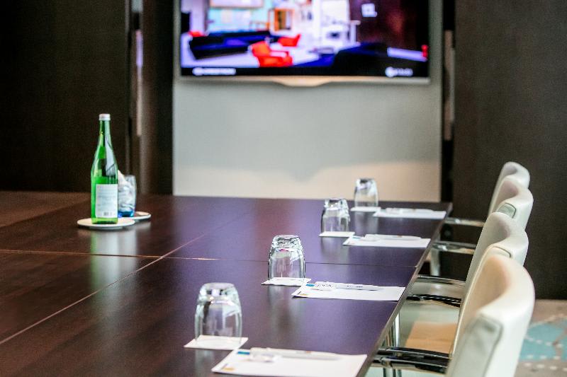 Konferenssit