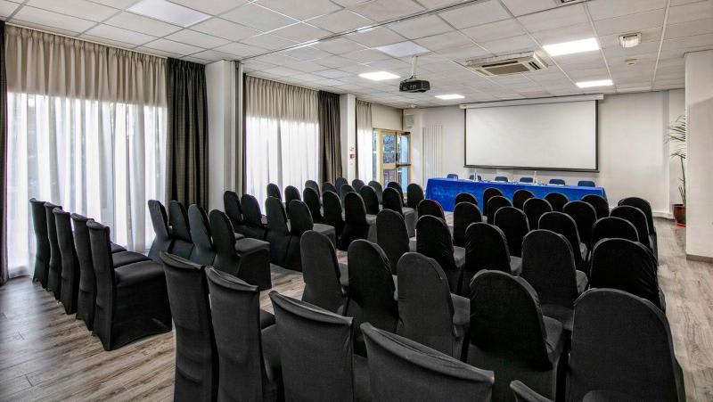 Konferenssit