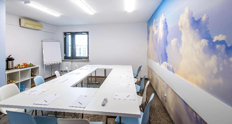 Konferenssit