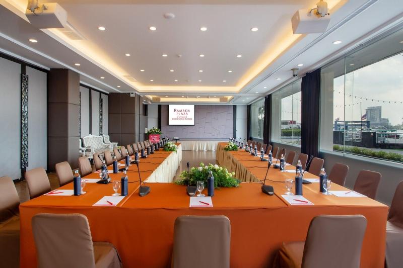 Konferenssit
