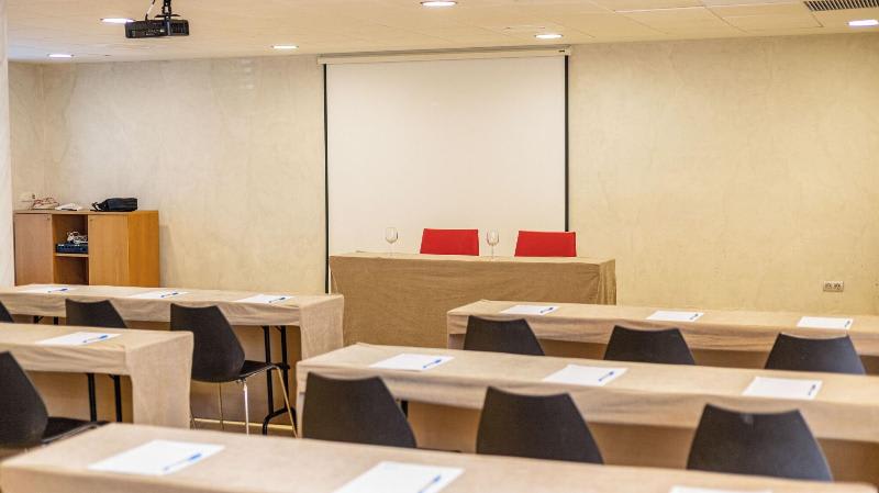 Konferenssit