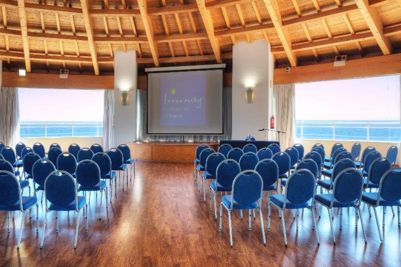 Konferenssit
