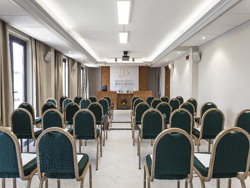Konferenssit