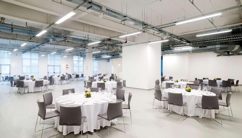 Konferenssit