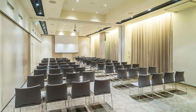 Konferenssit