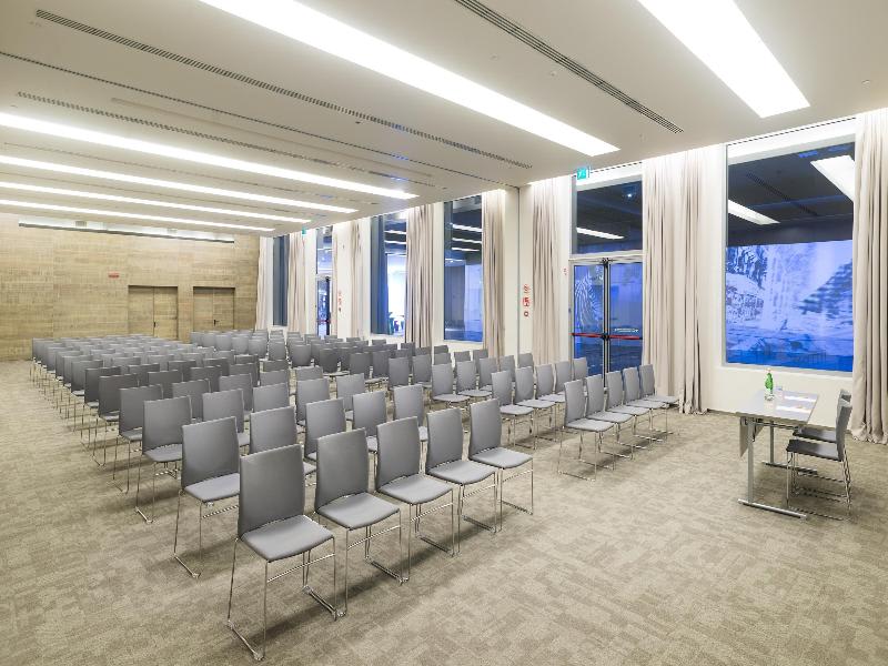Konferenssit