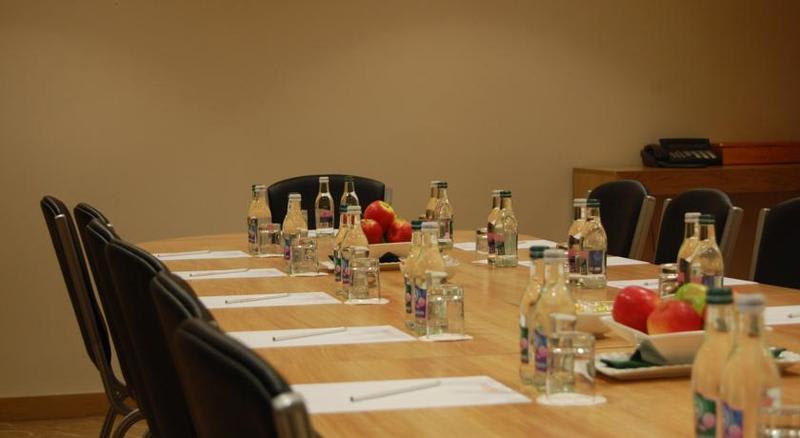 Konferenssit