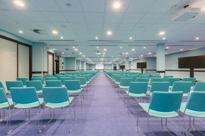 Konferenssit