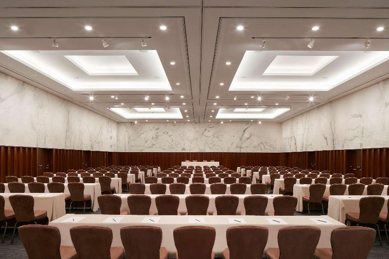 Konferenssit