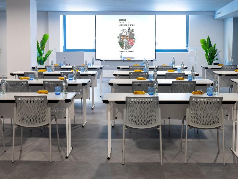 Konferenssit