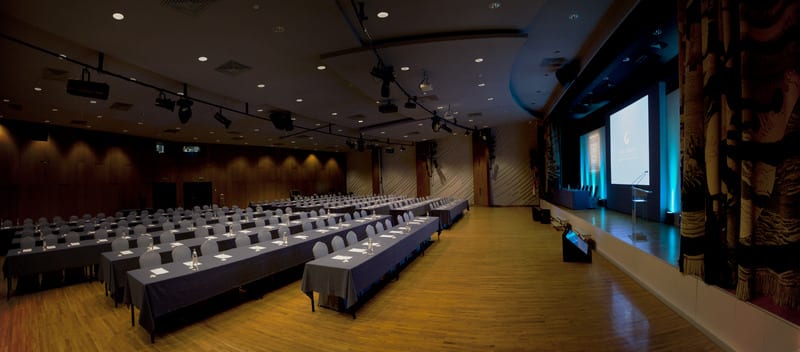 Konferenssit