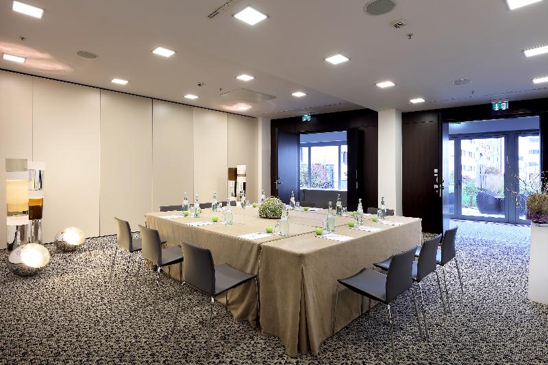 Konferenssit