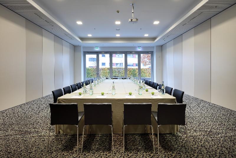 Konferenssit