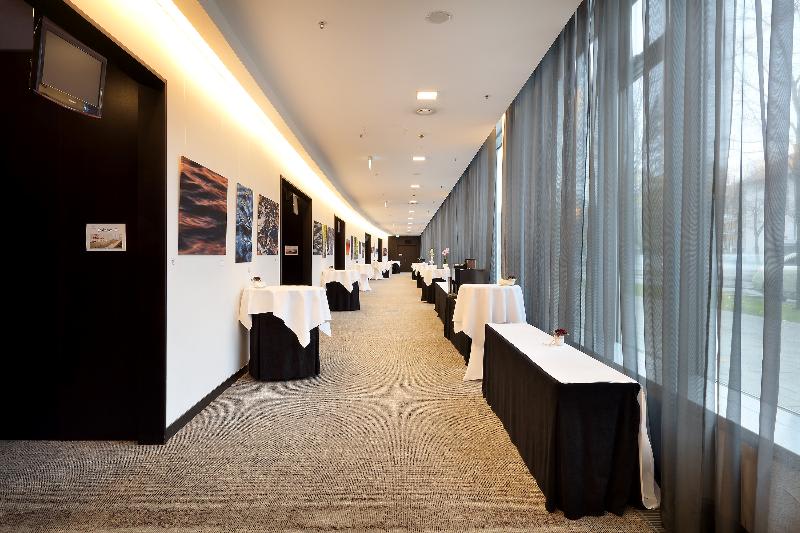 Konferenssit