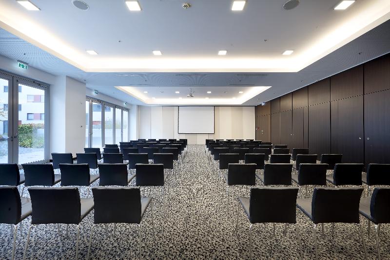 Konferenssit