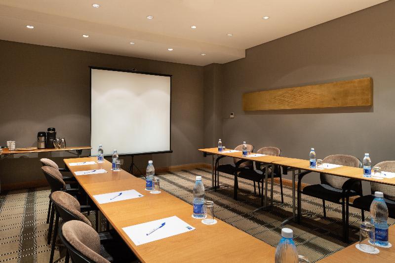 Konferenssit