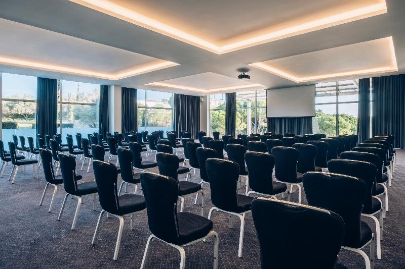 Konferenssit