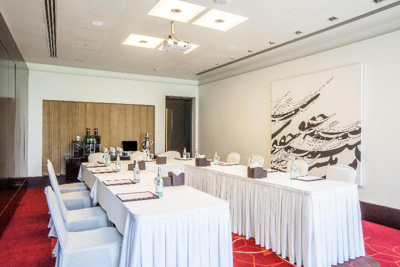 Konferenssit
