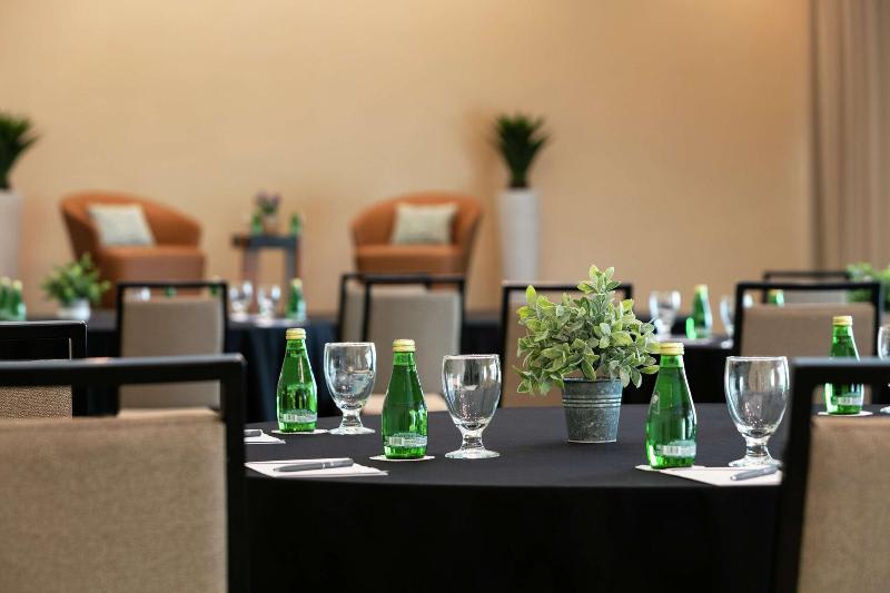 Konferenssit