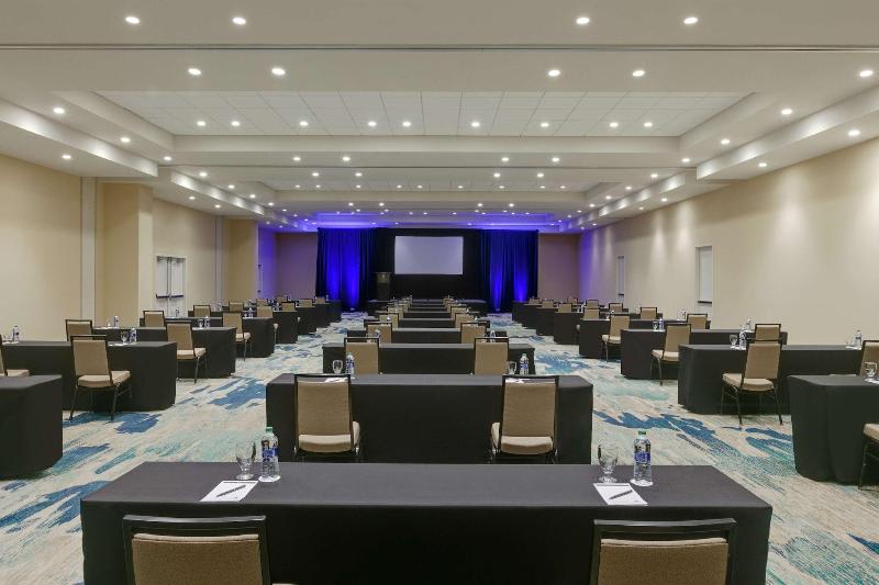 Konferenssit