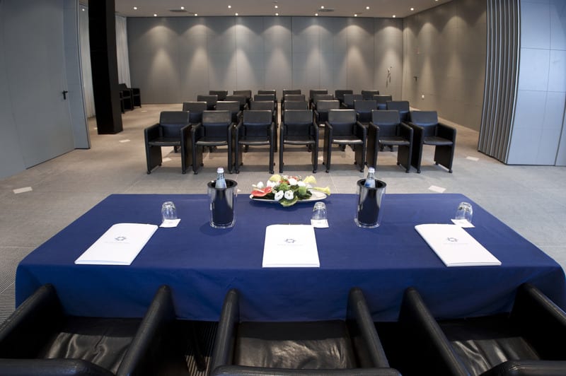 Konferenssit