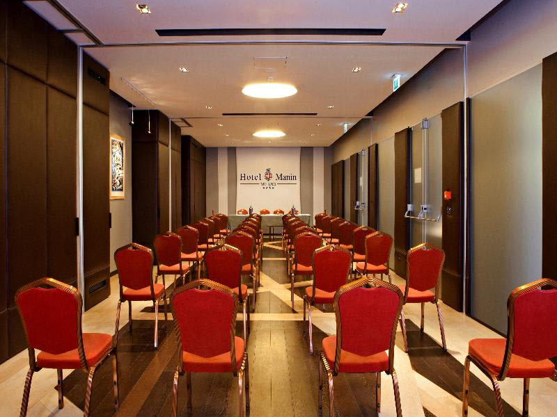 Konferenssit