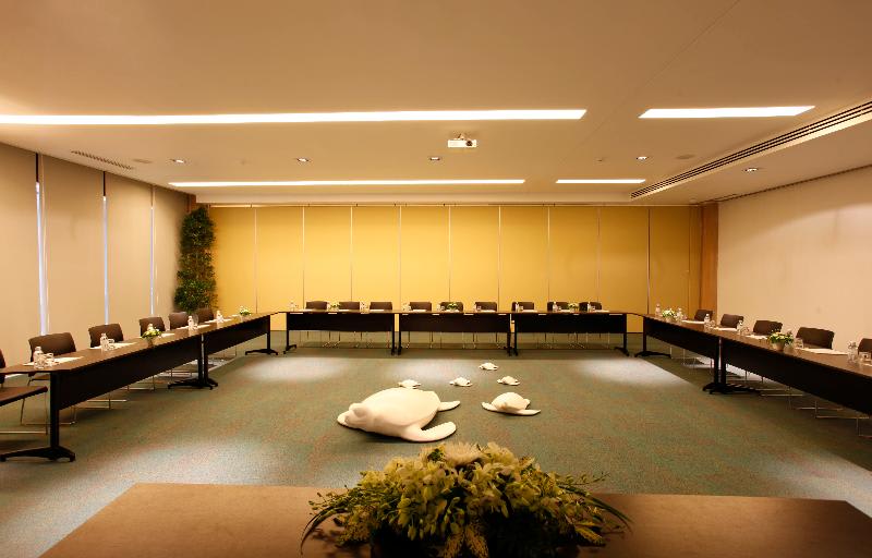 Konferenssit