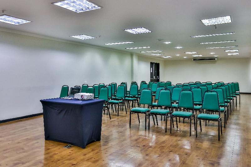 Konferenssit