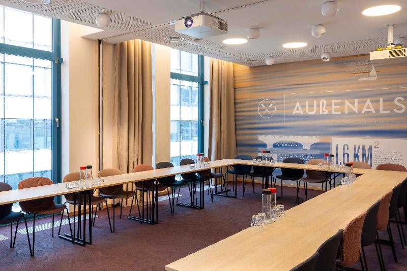Konferenssit
