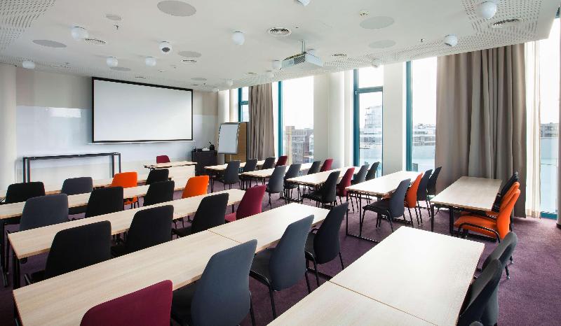Konferenssit