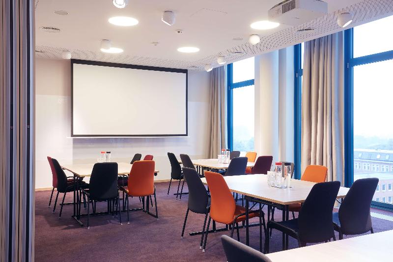 Konferenssit