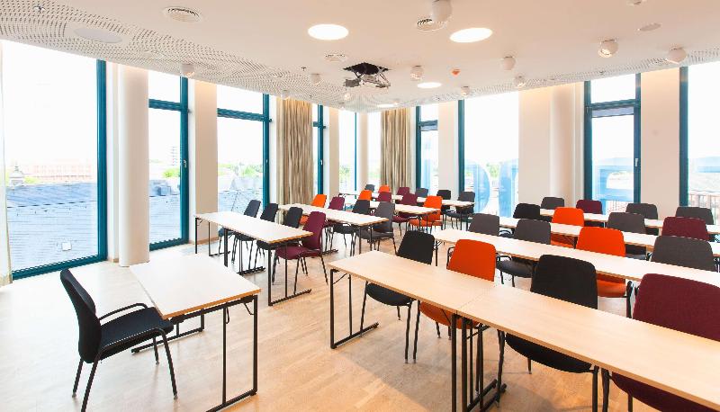 Konferenssit