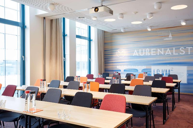 Konferenssit