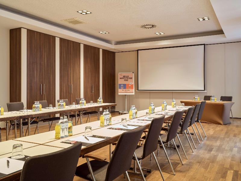 Konferenssit