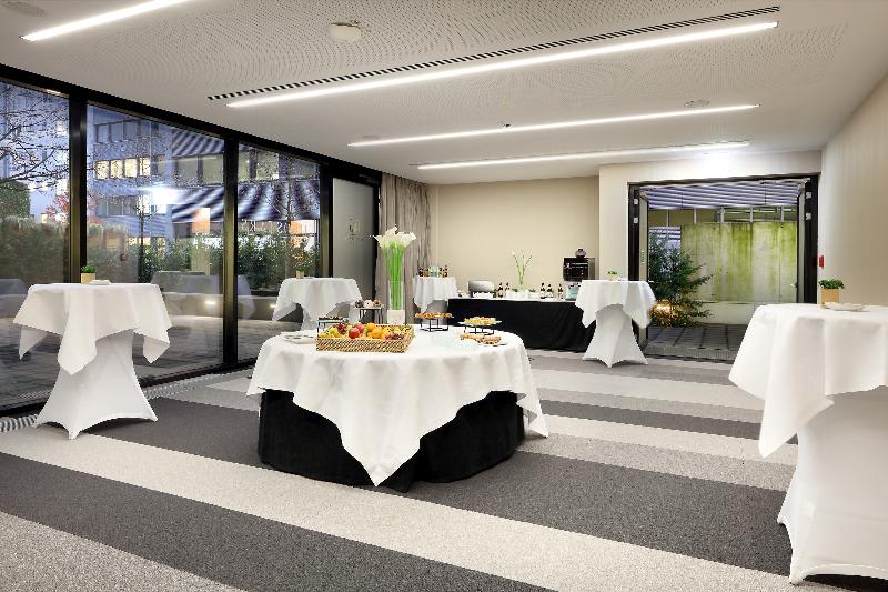 Konferenssit