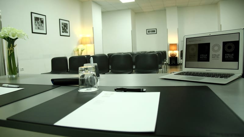 Konferenssit