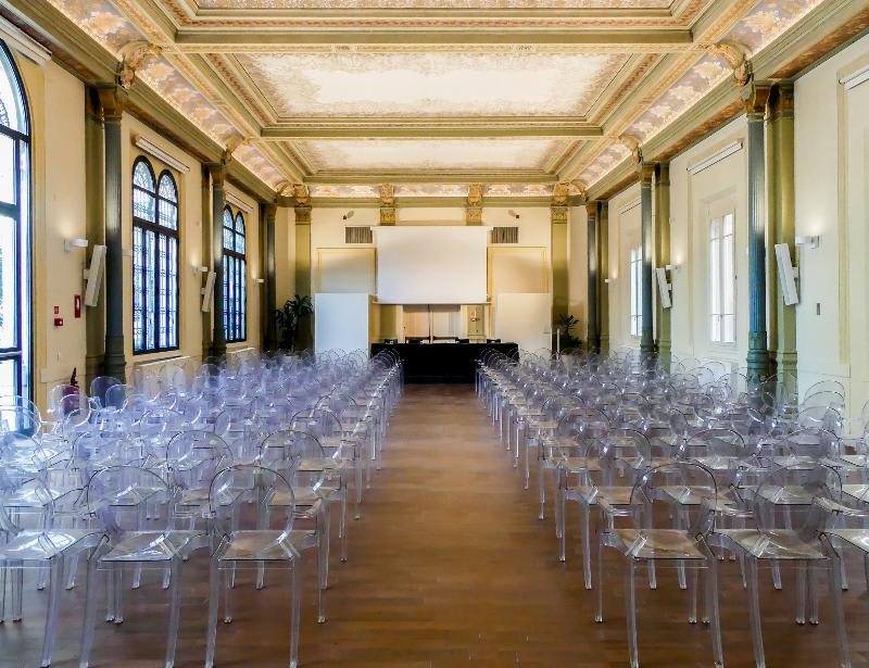 Konferenssit