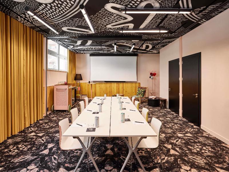 Konferenssit