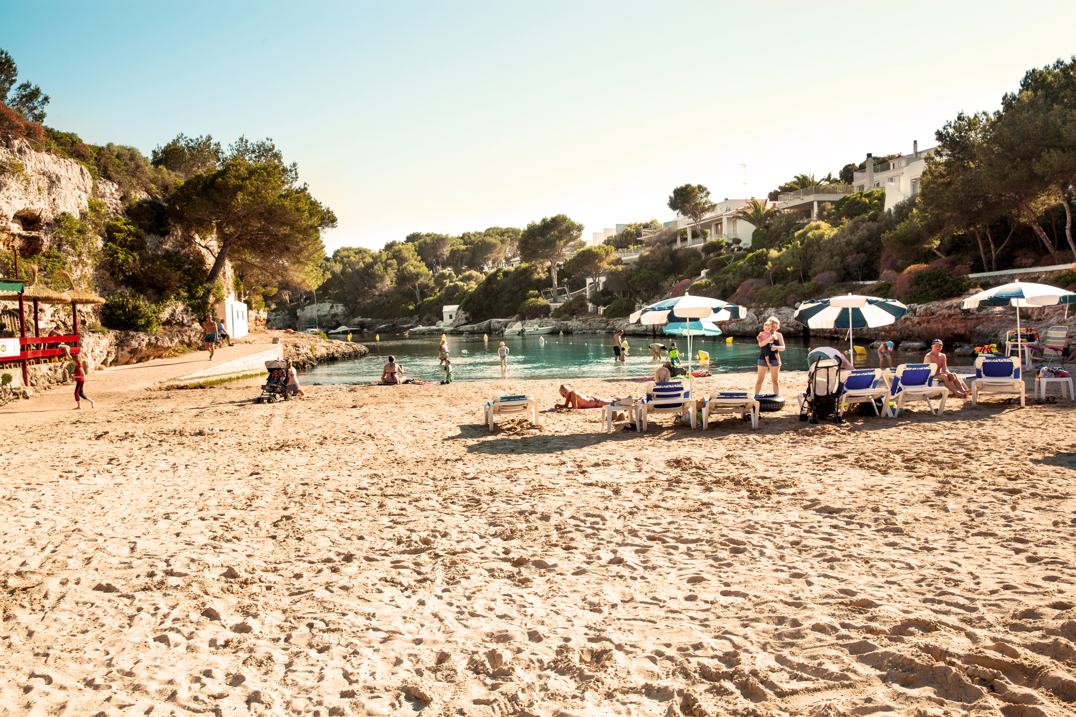 Cala'n Blanes, Ciutadellan ulkopuolella