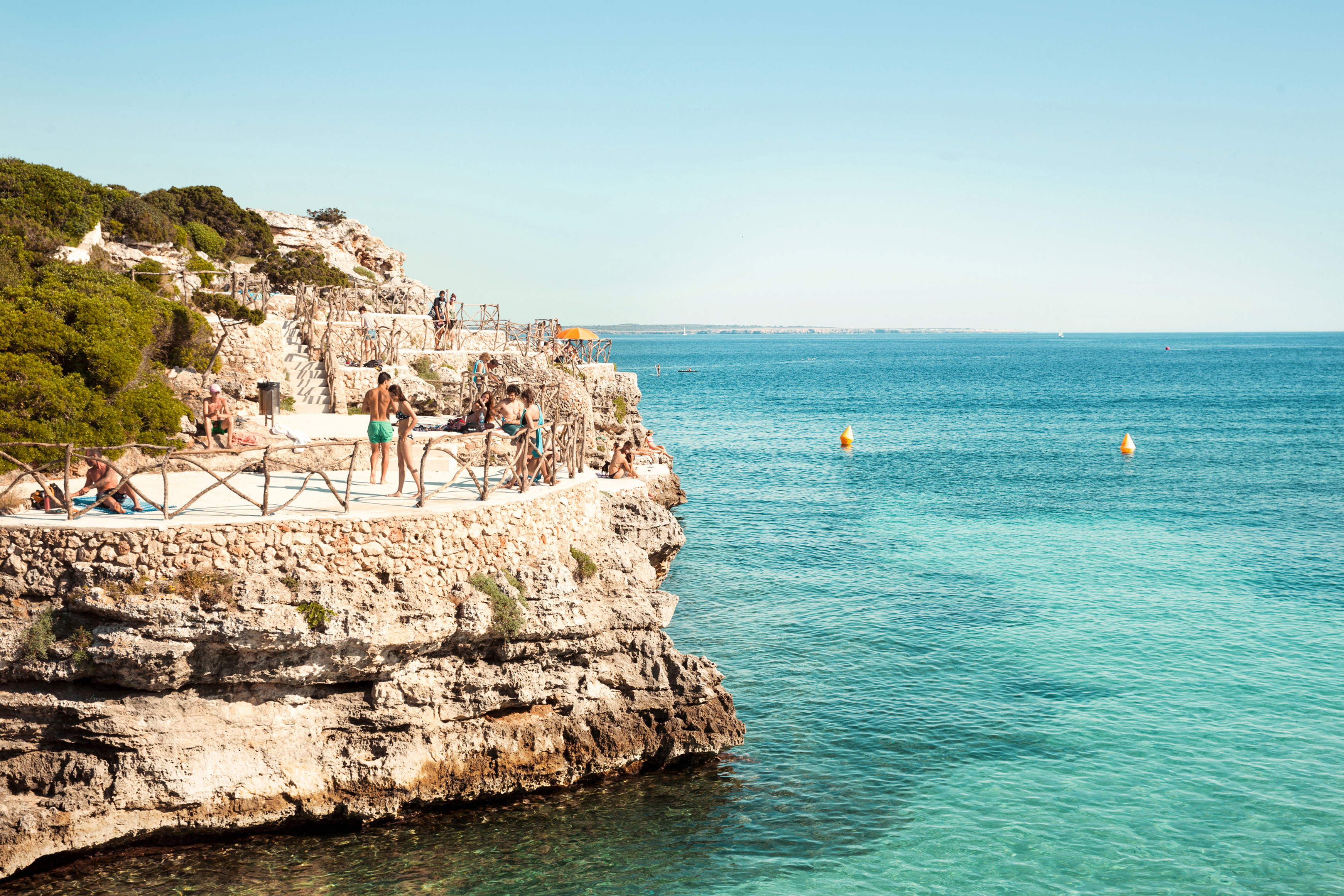 Cala'n Blanes, Ciutadellan ulkopuolella