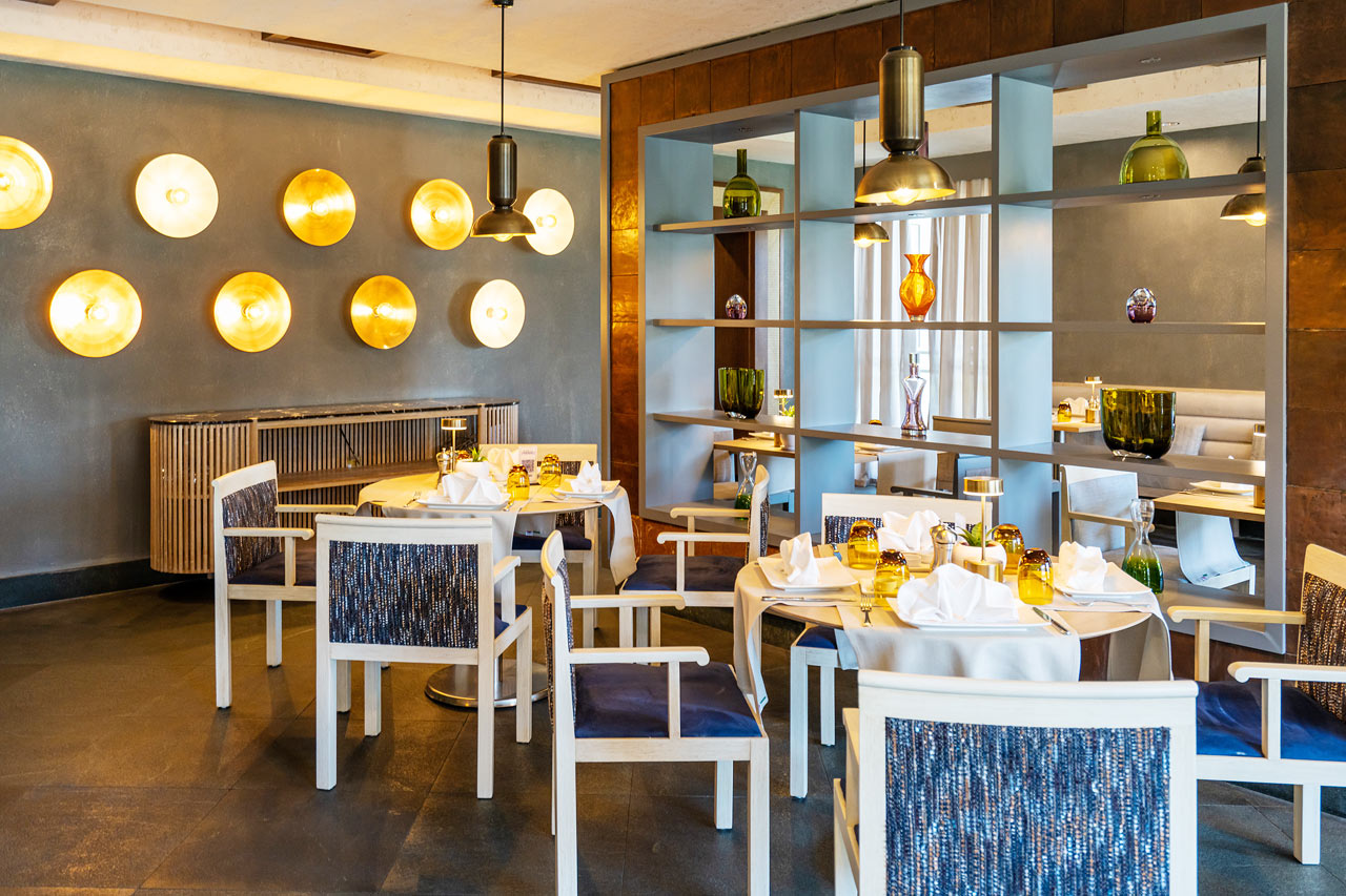 À la carte -ravintola, jossa välimerellisiä ruokia