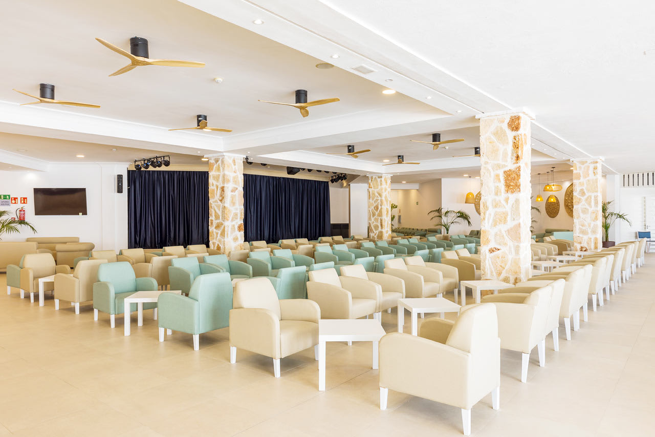 Loungebaari